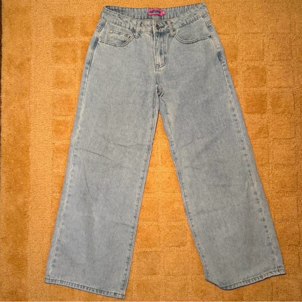 Edikted Light Blue Jeans